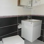 La White Otel 2*