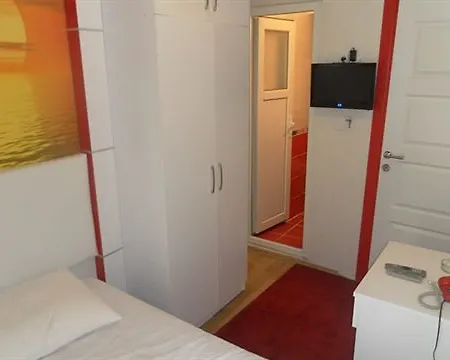 La White Стамбул