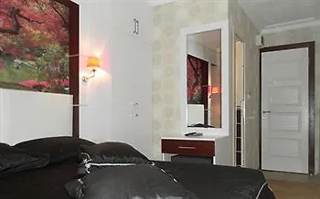 La White 2* Стамбул
