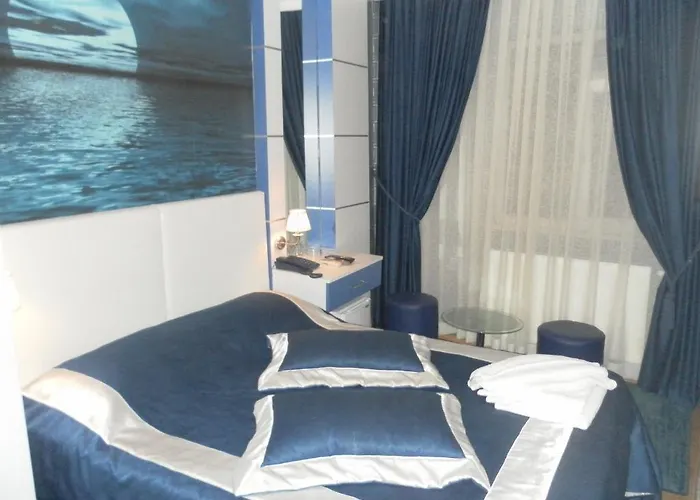 La White 2* Estambul